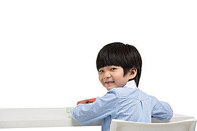 《出租生涯：城市驾驶模拟器》实机预告 3月7日发售